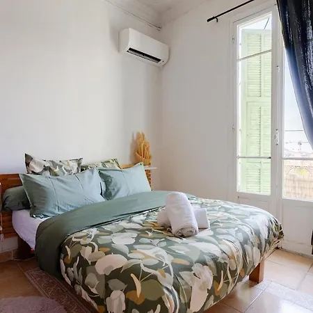 Charming House With Sea View In Nice
